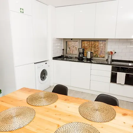 Ericeira Surf Apartments Aparthotel *